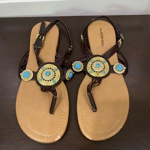 Classified sandals womens size 8.5